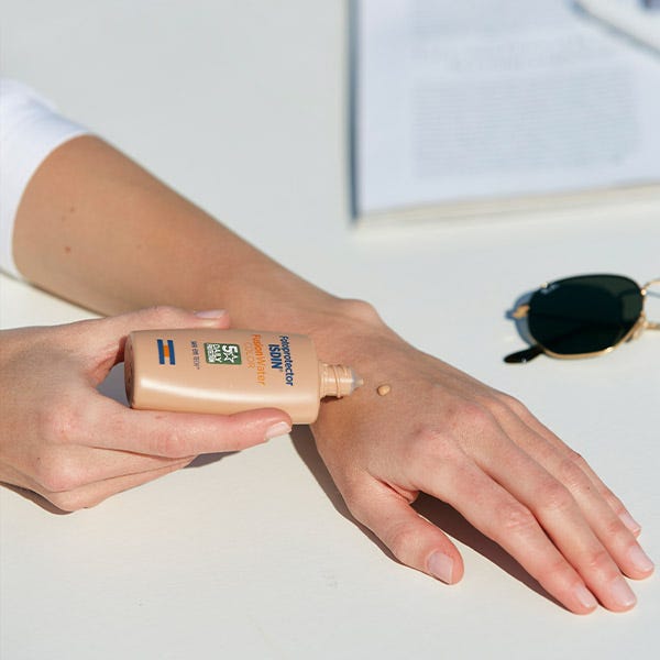 Isdin Fotoprotector Fusion Water Color Spf 50