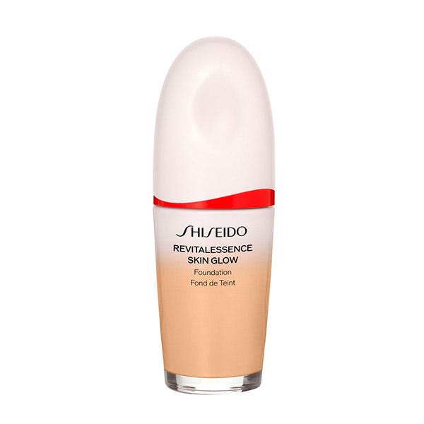 Revitalessence Skin Glow Foundation SPF30