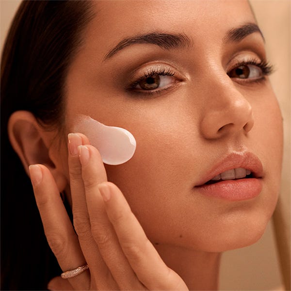 Estee Lauder Revitalizing Supreme+ Youth Power Cream