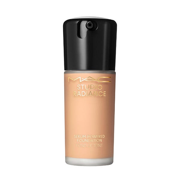Studio Radiance Serum-Powered Foundation