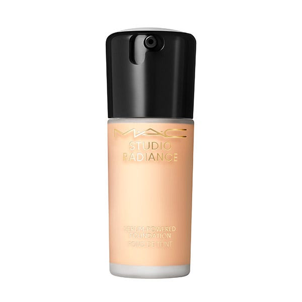 Studio Radiance Serum-Powered Foundation