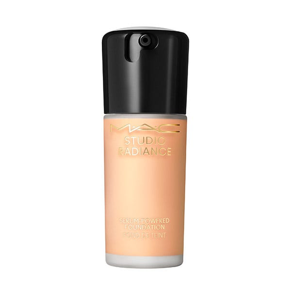 Studio Radiance Serum-Powered Foundation